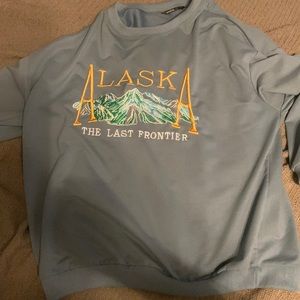 M, only worn twice M or F, sweatshirt